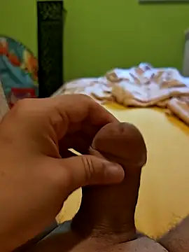 Snapshot of bigbig_fun chatting on September 16, 6:58 am bigbig fun online show from September 16, 6:58 am