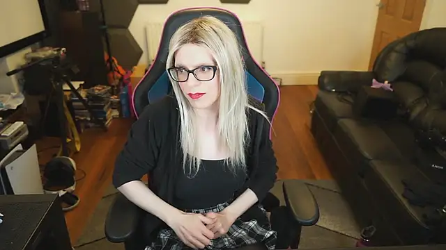 KelseyCobalt online show from January 3, 1:59 am