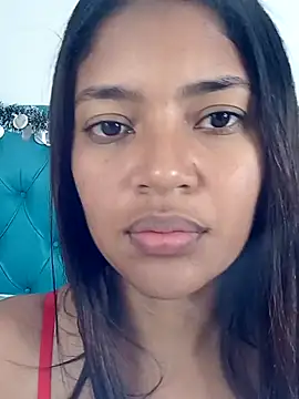 Snapshot of ebony04queen chatting on December 28, 1:18 am ebony04queen online show from December 28, 1:18 am