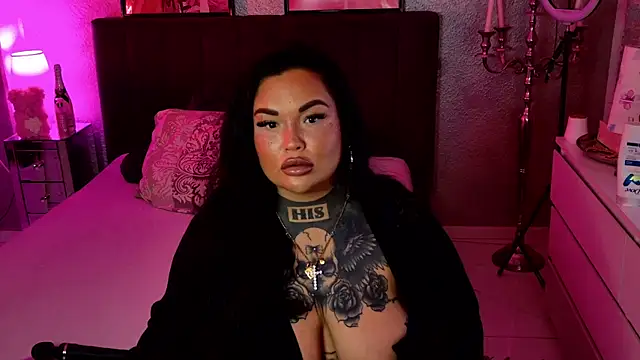  MelinaCurves  online show from March 2, 9:11 pm