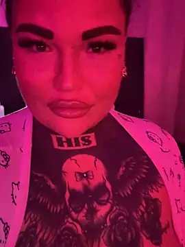  MelinaCurves  online show from March 11, 8:53 pm