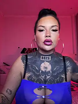  MelinaCurves  online show from April 7, 10:09 pm