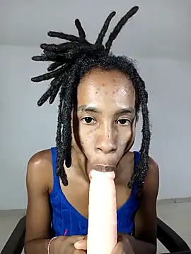 africa deluxe online show from April 4, 9:45 pm