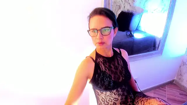 BrianaGarner online show from February 9, 6:37 pm