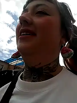 Snapshot of cindy_ink chatting on December 10, 4:38 pm cindy ink online show from December 10, 4:38 pm