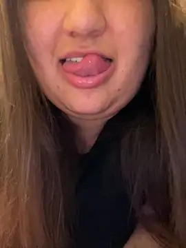 Snapshot of Jane_BBW chatting on December 6, 10:30 pm Jane BBW online show from December 6, 10:30 pm