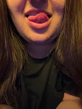 Snapshot of Jane_BBW chatting on February 4, 3:36 pm Jane BBW online show from February 4, 3:36 pm