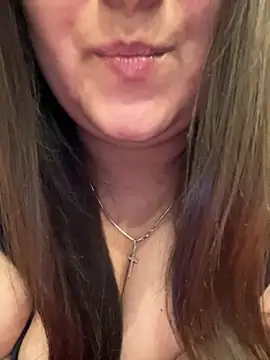 Snapshot of Jane_BBW chatting on October 3, 4:31 am Jane BBW online show from October 3, 4:31 am