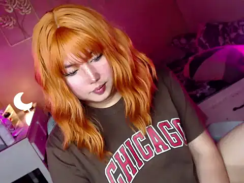 HOTnWILDalice online show from November 29, 3:09 am