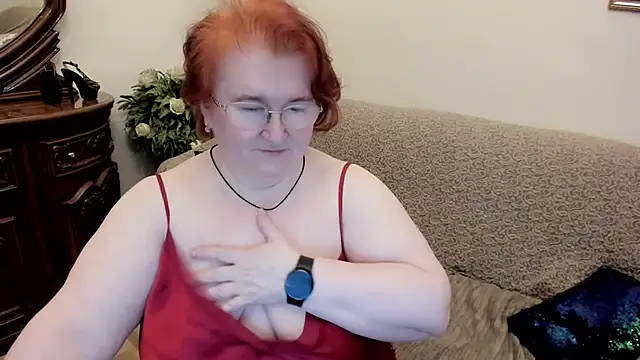 leiamillersonn online show from March 13, 7:09 pm