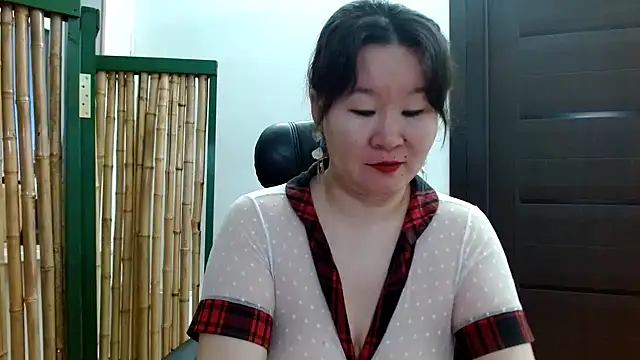 Snapshot of Akira_xx chatting on January 15, 2:06 am Akira xx online show from January 15, 2:06 am
