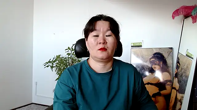 Snapshot of Akira_xx chatting on February 7, 2:40 am Akira xx online show from February 7, 2:40 am