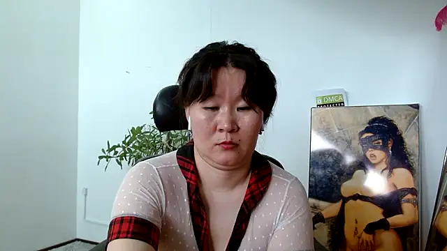 Snapshot of Akira_xx chatting on February 27, 8:17 am Akira xx online show from February 27, 8:17 am