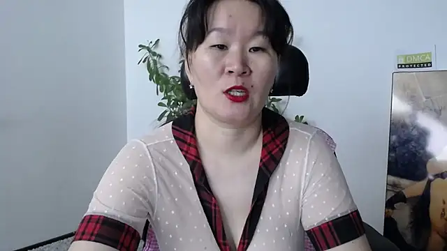 Snapshot of Akira_xx chatting on October 6, 2:31 am Akira xx online show from October 6, 2:31 am