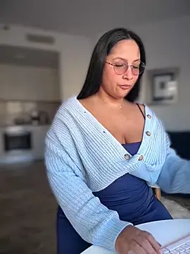 DannaaMeliza online show from November 27, 9:22 am