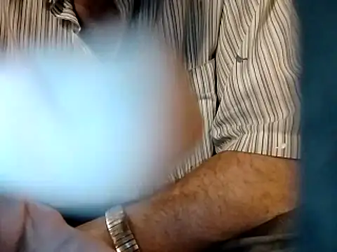 ROBERT0516 online show from March 19, 3:43 am