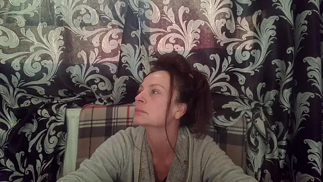 LindaStarS online show from October 21, 2:40 pm