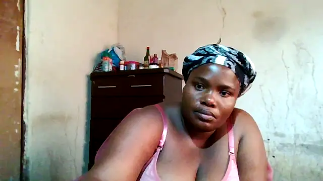 sexybigboobz online show from December 4, 9:29 am