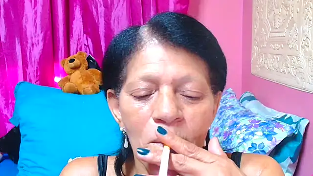 SLUTTYROXY online show from March 23, 9:10 am