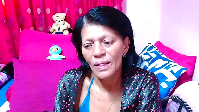 SLUTTYROXY online show from September 10, 6:13 am