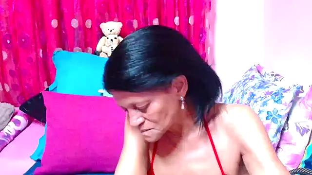 SLUTTYROXY online show from September 15, 6:30 pm