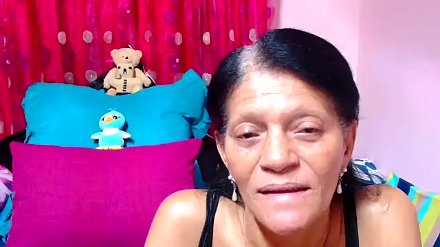 SLUTTYROXY online show from September 29, 5:56 am