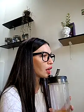 loveuu-bae online show from January 17, 9:06 pm