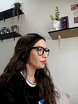 loveuu-bae online show from February 6, 9:28 pm