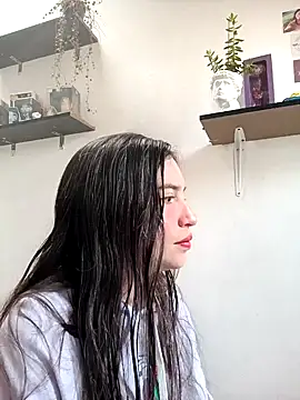 loveuu-bae online show from February 8, 9:46 pm