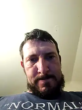 UncutHammer69 online show from December 4, 9:02 pm