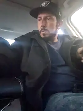 UncutHammer69 online show from December 13, 4:16 pm