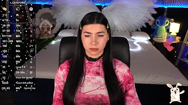 EmilyCandyy online show from December 2, 7:14 am