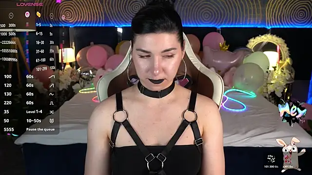 Snapshot of EmilyCandyy chatting on July 7, 7:23 am EmilyCandyy online show from July 7, 7:23 am