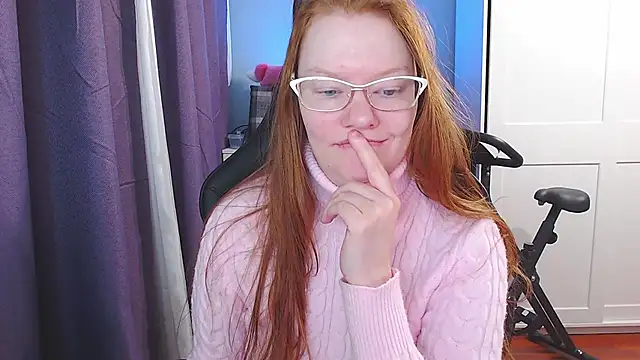 Snapshot of Lady_Inari chatting on November 10, 6:01 am Lady Inari online show from November 10, 6:01 am