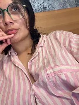 kinky milaxh online show from February 12, 3:01 am