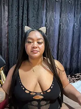 Snapshot of yanza2002 chatting on March 2, 8:50 pm yanza2002 online show from March 2, 8:50 pm