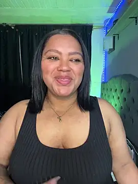 Snapshot of yanza2002 chatting on November 28, 11:18 pm yanza2002 online show from November 28, 11:18 pm