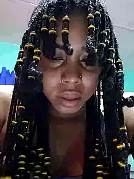 Snapshot of HONEYSWEETS_LIVE chatting on October 18, 9:37 pm HONEYSWEETS LIVE online show from October 18, 9:37 pm