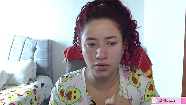 abril love2 online show from April 7, 5:35 pm