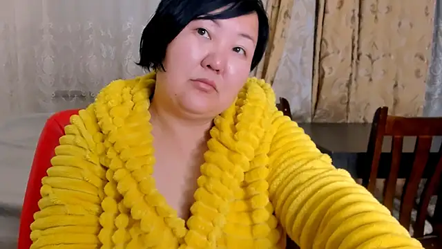 Snapshot of pussygold88 chatting on November 7, 12:49 pm pussygold88 online show from November 7, 12:49 pm