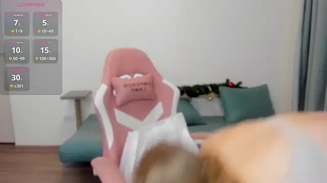 Jessy Ginger online show from December 30, 7:53 pm