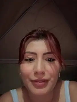 Snapshot of LINDA_PATTY94 chatting on February 6, 12:00 am LINDA PATTY94 online show from February 6, 12:00 am