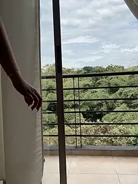 Snapshot of LINDA_PATTY94 chatting on November 2, 3:36 pm LINDA PATTY94 online show from November 2, 3:36 pm