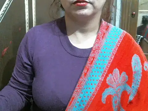 Snapshot of UrsMansi chatting on November 24, 8:30 pm UrsMansi online show from November 24, 8:30 pm