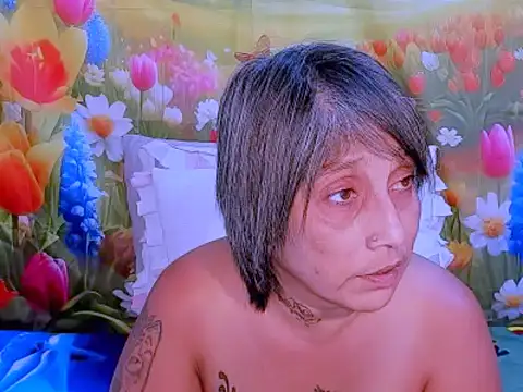 indianroxy online show from November 19, 8:20 pm