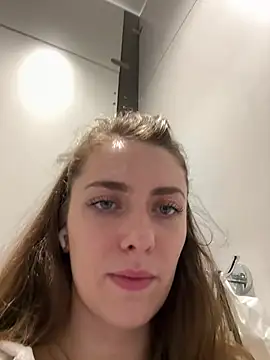 MariiD online show from March 27, 8:26 am