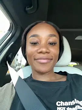 Snapshot of HallyBans chatting on September 9, 6:18 pm HallyBans online show from September 9, 6:18 pm