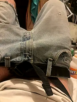 Snapshot of mikeylong chatting on November 21, 9:41 am mikeylong online show from November 21, 9:41 am