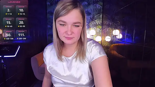 BellaDreamy online show from January 14, 8:20 am