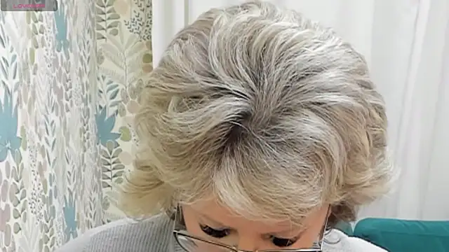 EvelynJoyful online show from January 24, 5:42 am